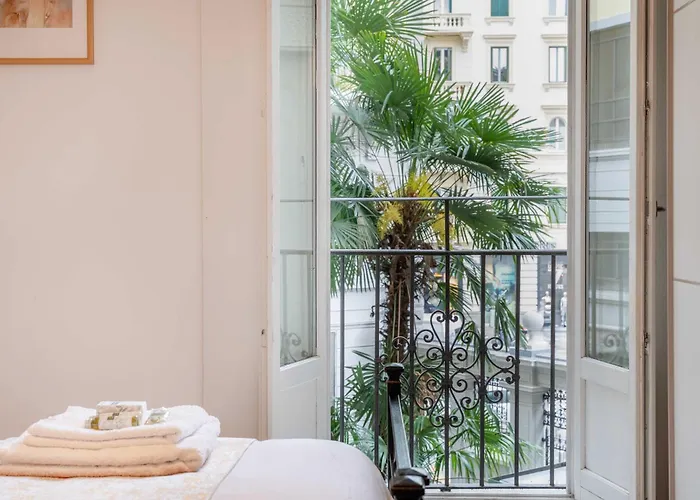 Elegant - Central, 10 Min To Duomo شقة *